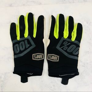 100% racing gloves